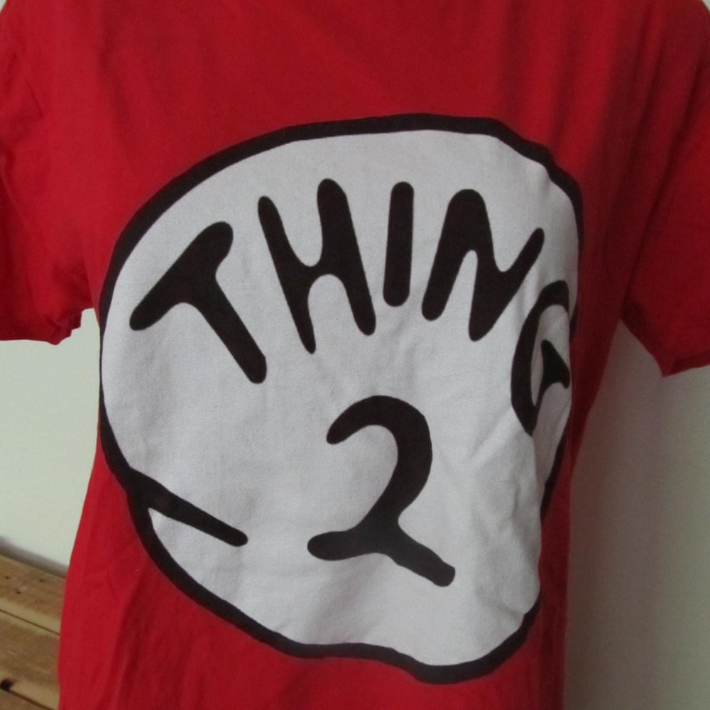 Thing 2 looking for Thing 1 tshirt L
